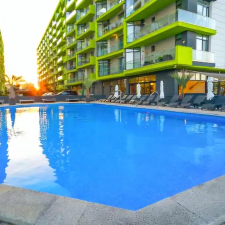 Superb Double - Pool & Langa Plaja Apartamento Năvodari