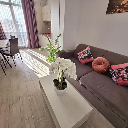 Apartamento Superb Double - Pool & Langa Plaja Năvodari